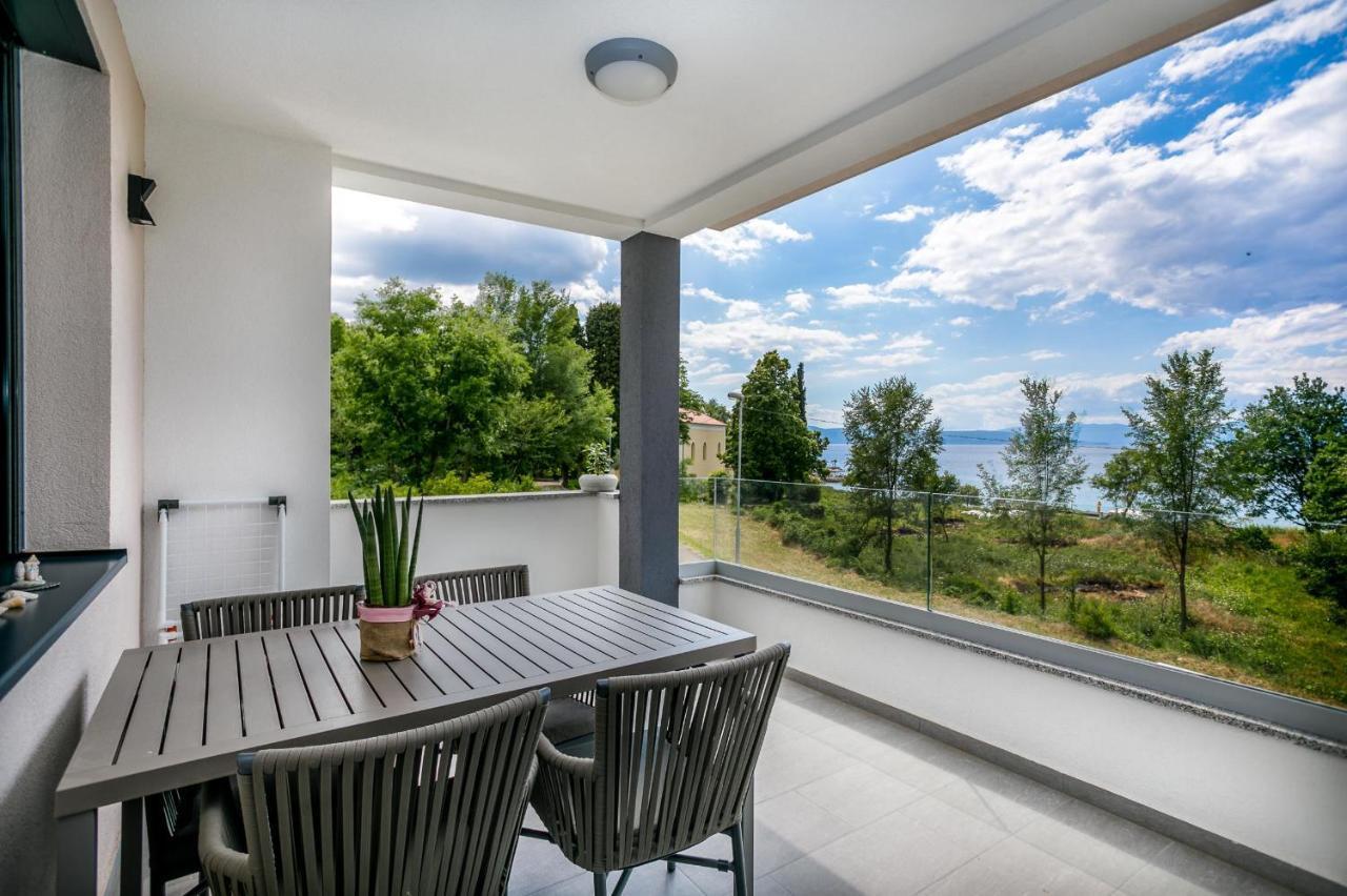 2A Partment Rukavina Daire Njivice Dış mekan fotoğraf