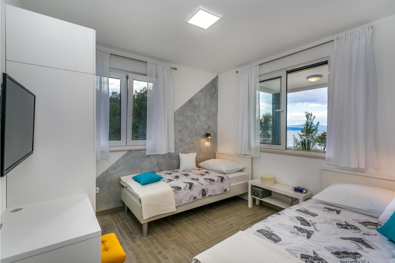 2A Partment Rukavina Daire Njivice Dış mekan fotoğraf