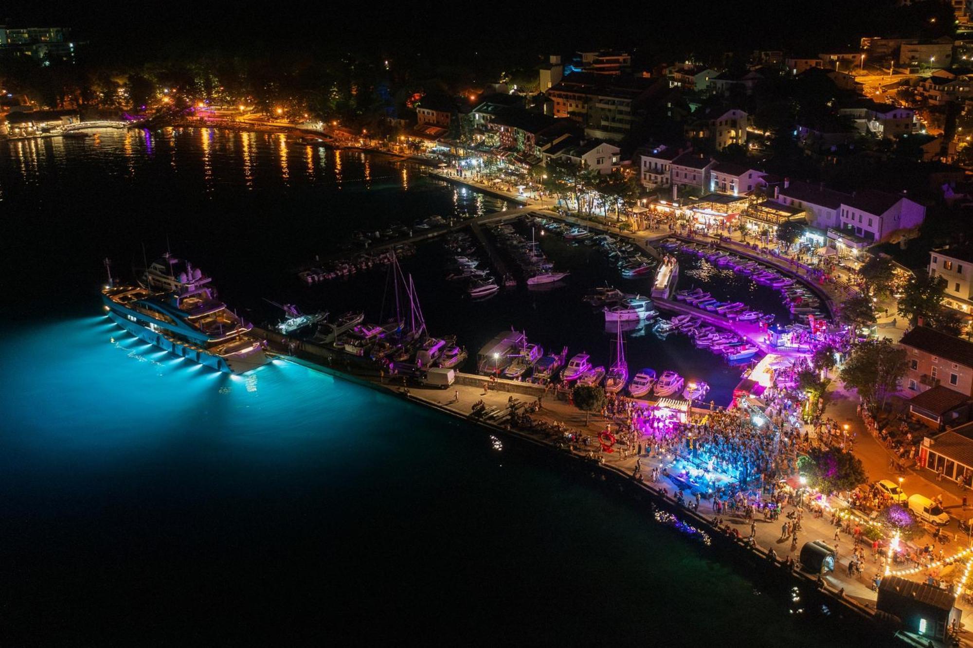 2A Partment Rukavina Daire Njivice Dış mekan fotoğraf
