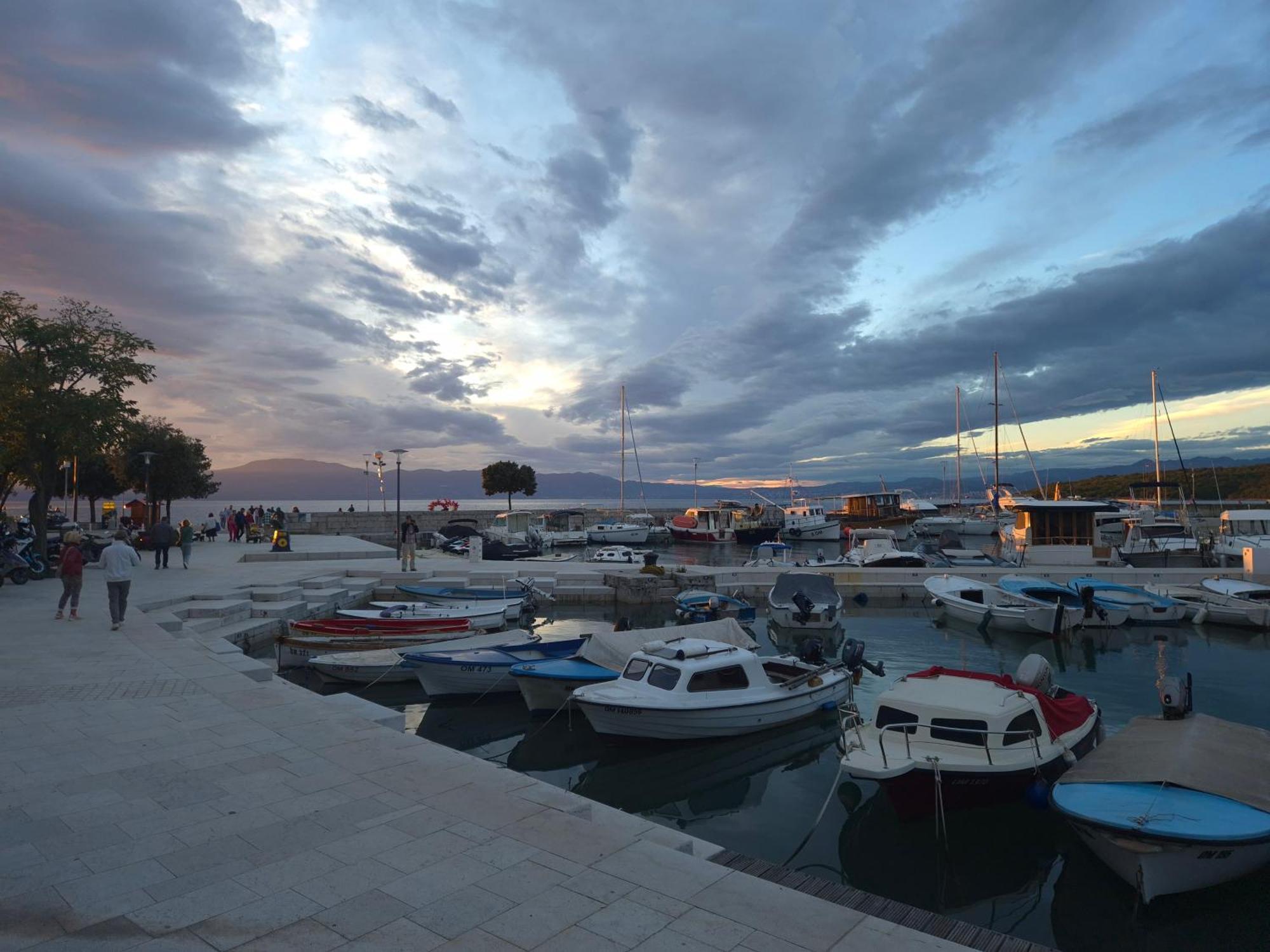 2A Partment Rukavina Daire Njivice Dış mekan fotoğraf